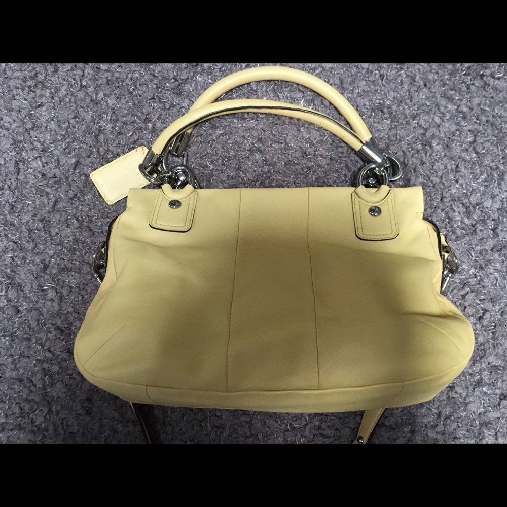 NWOT Coach Kristen bag in buttercup - Picture 2 of 3